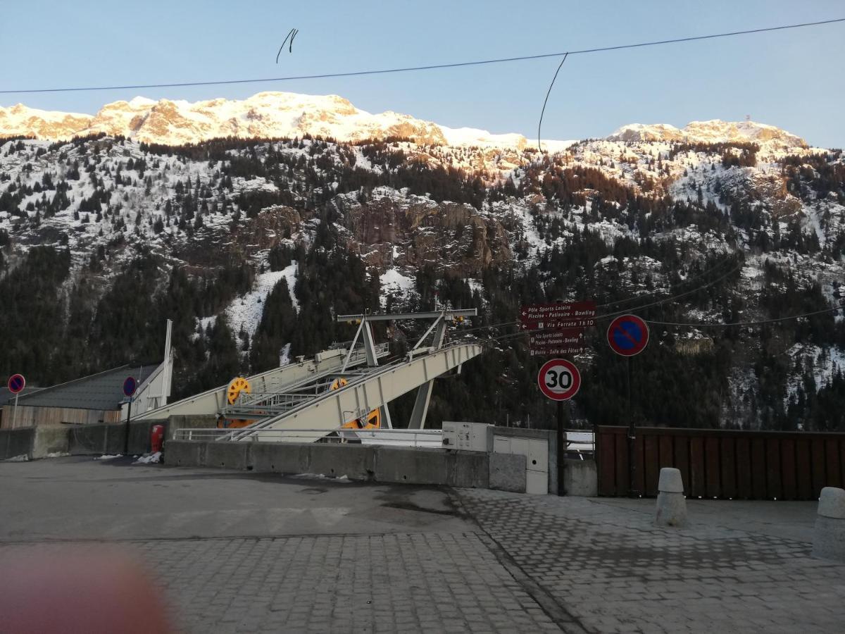 Ferienwohnung La Belledone A Vaujany Exterior foto